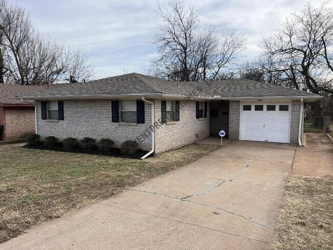 property at 1436 NE 34th St