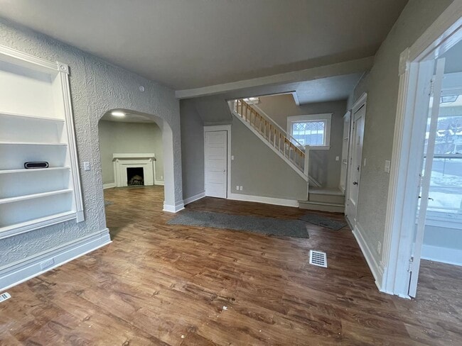 512 Douglas Ave in Kalamazoo, MI - Building Photo - Building Photo