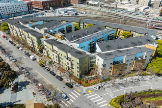 Crescent Cove Apartments in San Francisco, CA - Building Photo - Building Photo