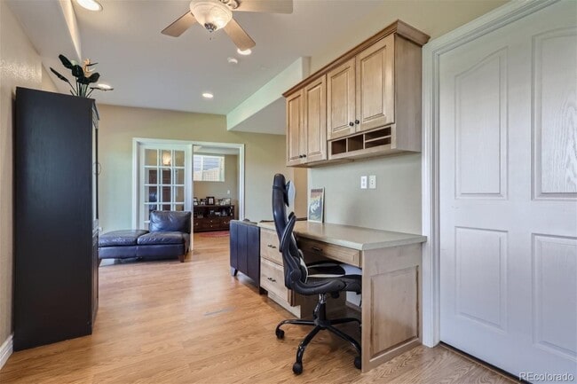 10805 Glengate Loop
