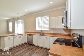 2943 Lyndscape St in Orlando, FL - Foto de edificio - Building Photo