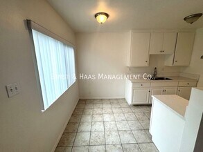 840 Walnut Ave-Unit -C in Long Beach, CA - Building Photo - Building Photo