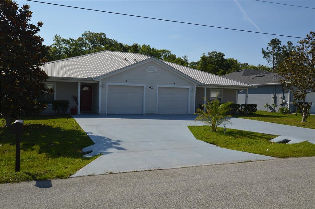 42 Farmsworth Dr in Palm Coast, FL - Building Photo