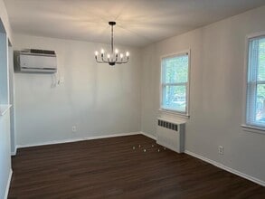 146-41 26th Ave in Queens, NY - Building Photo - Building Photo