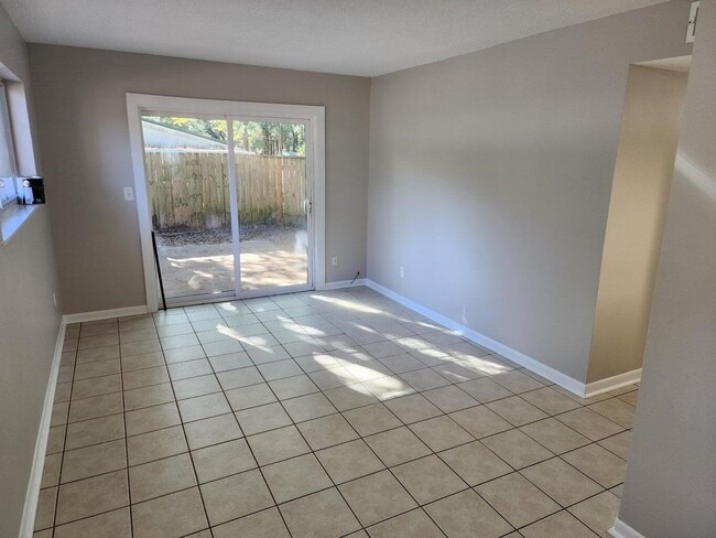 128 Smith St in Crestview, FL - Building Photo - Building Photo