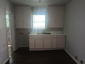 2311 Idaho Ave in Dallas, TX - Building Photo - Building Photo