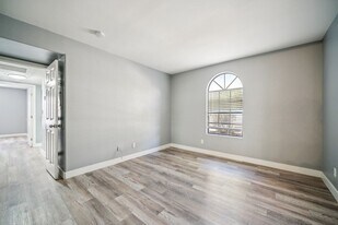 2967 Juniper Hills Blvd in Las Vegas, NV - Building Photo
