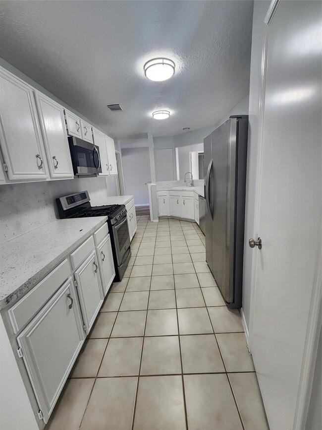 property at 5507 Clarkston Ln