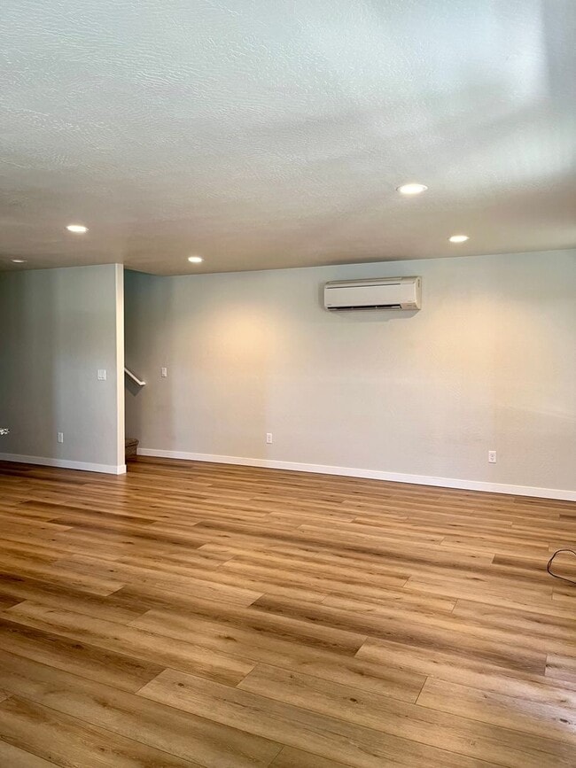 4762 Gebhard Rd in Central Point, OR - Building Photo - Building Photo