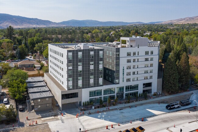 Fifteen51 in Reno, NV - Foto de edificio - Building Photo
