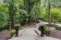 760 River Gate Dr in Atlanta, GA - Building Photo - Building Photo