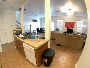 1904 W 42nd St in Austin, TX - Building Photo - Building Photo