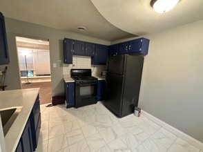 35 Capri Dr in Florissant, MO - Building Photo - Building Photo