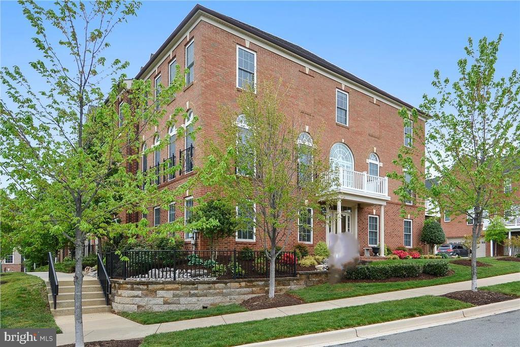 109 Norwich Ln in Gaithersburg, MD - Building Photo
