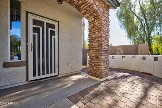 14895 W Jenan Dr in Surprise, AZ - Building Photo - Building Photo