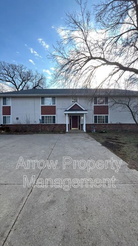 property at 535 Oak St