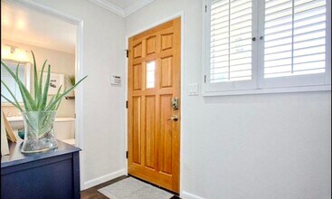 1818 Butler Ave in Los Angeles, CA - Building Photo - Building Photo