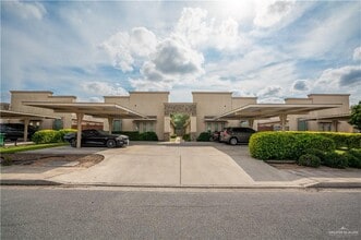 28 West Dr in Pharr, TX - Building Photo - Building Photo