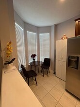 1512 Fieldview Dr in Jacksonville, FL - Foto de edificio - Building Photo