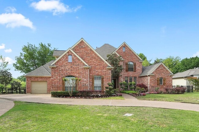 property at 3103 River Bend Dr