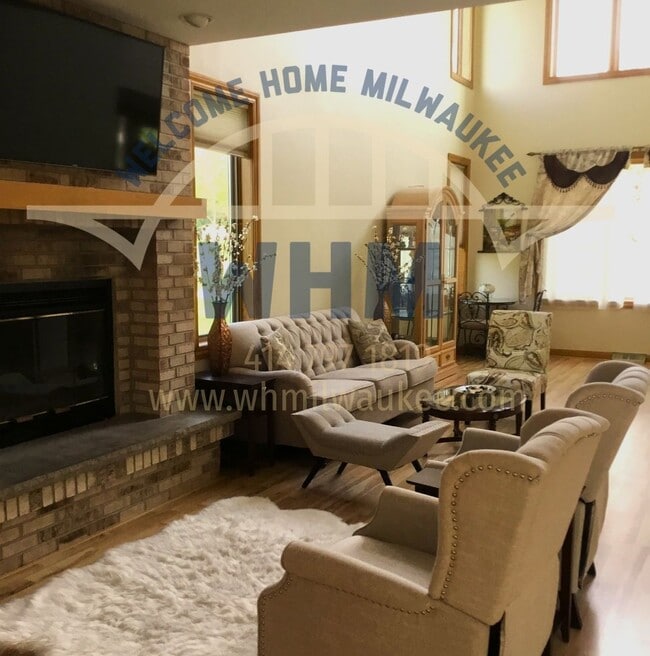 13835 Morningview Ct