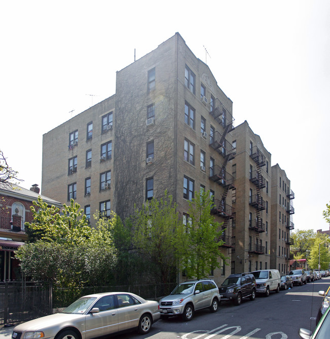 2734 Claflin Ave in Bronx, NY - Building Photo - Building Photo