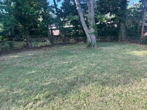 9122 Loganberry Ln in St. Louis, MO - Building Photo - Building Photo