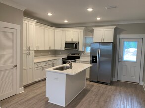 173 N Sand Palm Rd in Freeport, FL - Building Photo - Building Photo