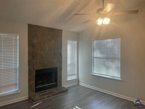 337 Somerset Dr in Warner Robins, GA - Building Photo - Building Photo