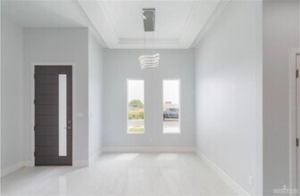 16 East St in San Juan, TX - Building Photo - Building Photo