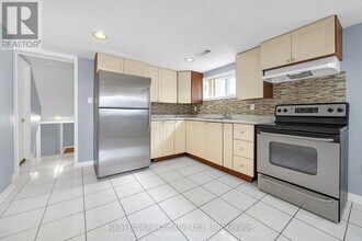 55 Cabana Dr in Toronto, ON - Building Photo - Building Photo