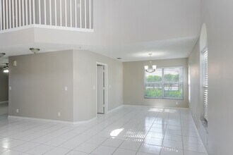 8341 NW 57th Dr in Coral Springs, FL - Building Photo - Building Photo