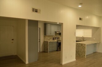 1074 Plumwood Ct in Turlock, CA - Building Photo - Building Photo