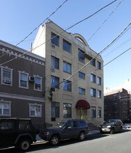 530 Jefferson St in Hoboken, NJ - Building Photo - Building Photo