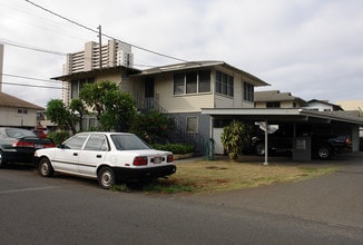 2823 Winam Ave in Honolulu, HI - Building Photo - Building Photo