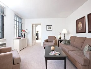 1512 Spruce St in Philadelphia, PA - Building Photo - Building Photo