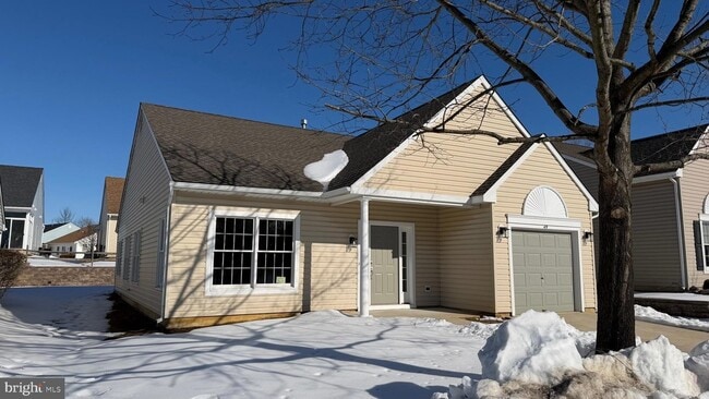 49 Wagon Wheel Ln, Unit 2-0213 in Columbus, NJ - Building Photo - Building Photo