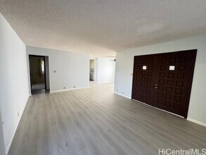 98-2050-2050 Kipikua St in Aiea, HI - Building Photo - Building Photo