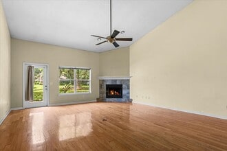 11795 NW Creek Dr in Alachua, FL - Building Photo - Building Photo