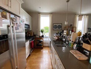 168 Hampshire St, Unit 3B in Cambridge, MA - Foto de edificio - Building Photo