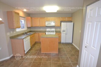 3590 Chadwick Ln in Lake In The Hills, IL - Building Photo - Building Photo