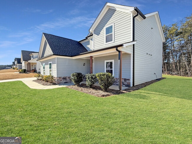 6369 Woodland Station Dr in Lula, GA - Building Photo - Building Photo