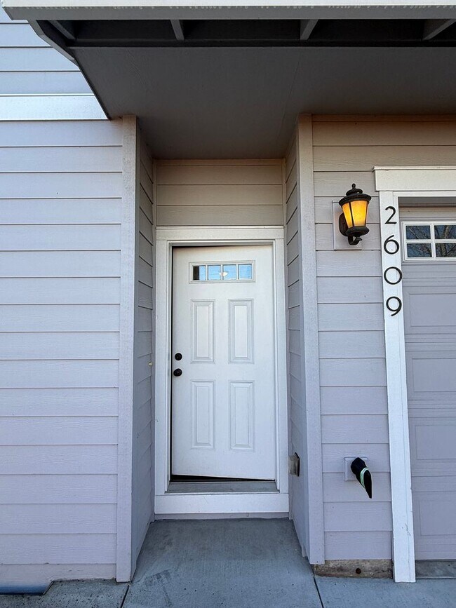 2609 SE 105th Ave in Portland, OR - Building Photo - Building Photo