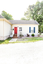 614 W Mount Vernon St, Unit B in Springfield, MO - Building Photo - Building Photo