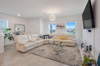 2357 Volunteer Ave in Kissimmee, FL - Building Photo - Building Photo