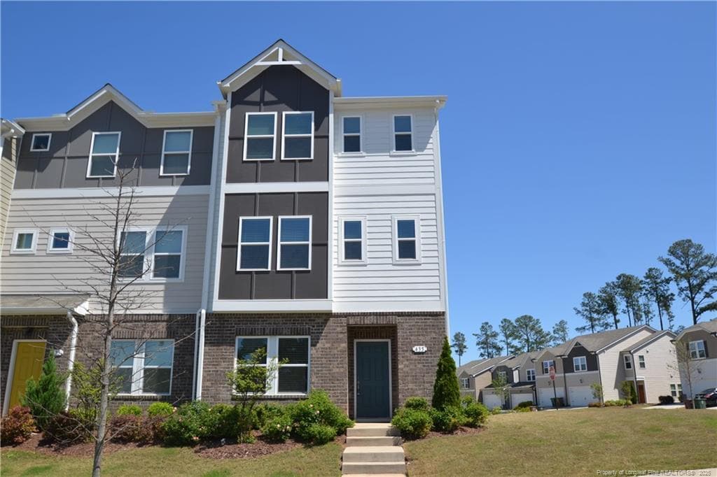 435 King Closer Dr in Cary, NC - Building Photo