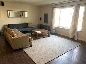 731 1st St in Elko, NV - Building Photo - Building Photo