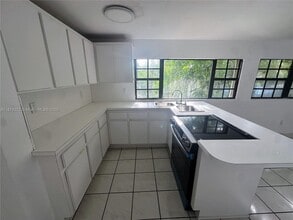 1321 SW 14th Ave in Miami, FL - Building Photo - Building Photo