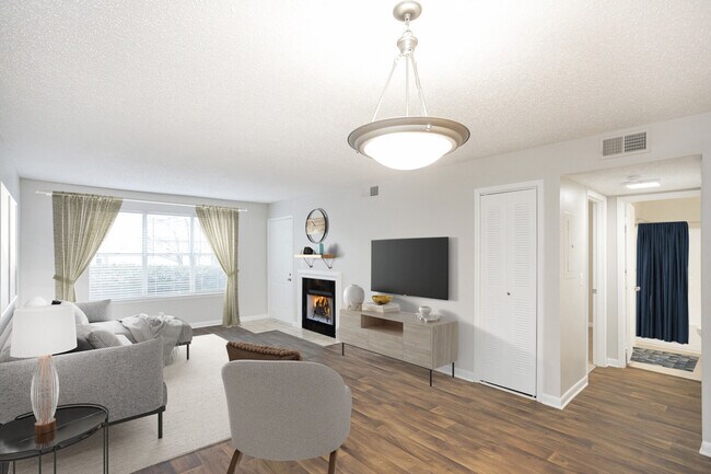 Pebble Creek Apartments photo'