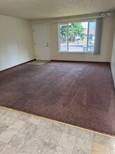 4898 Chinook Ct SE, Unit 4898 chinook ct se in Salem, OR - Building Photo - Building Photo